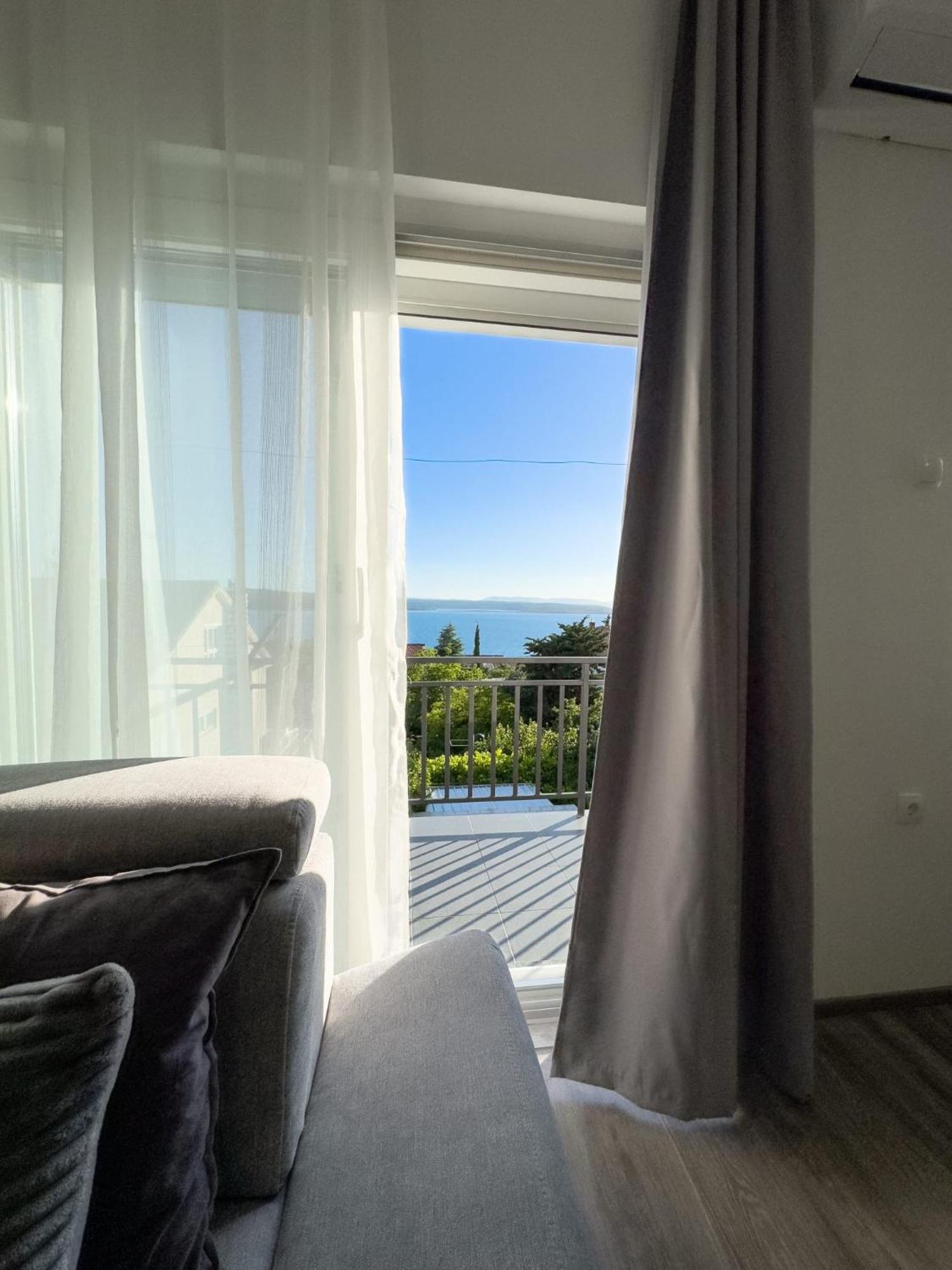 Apartman Dora Crikvenica Exterior foto